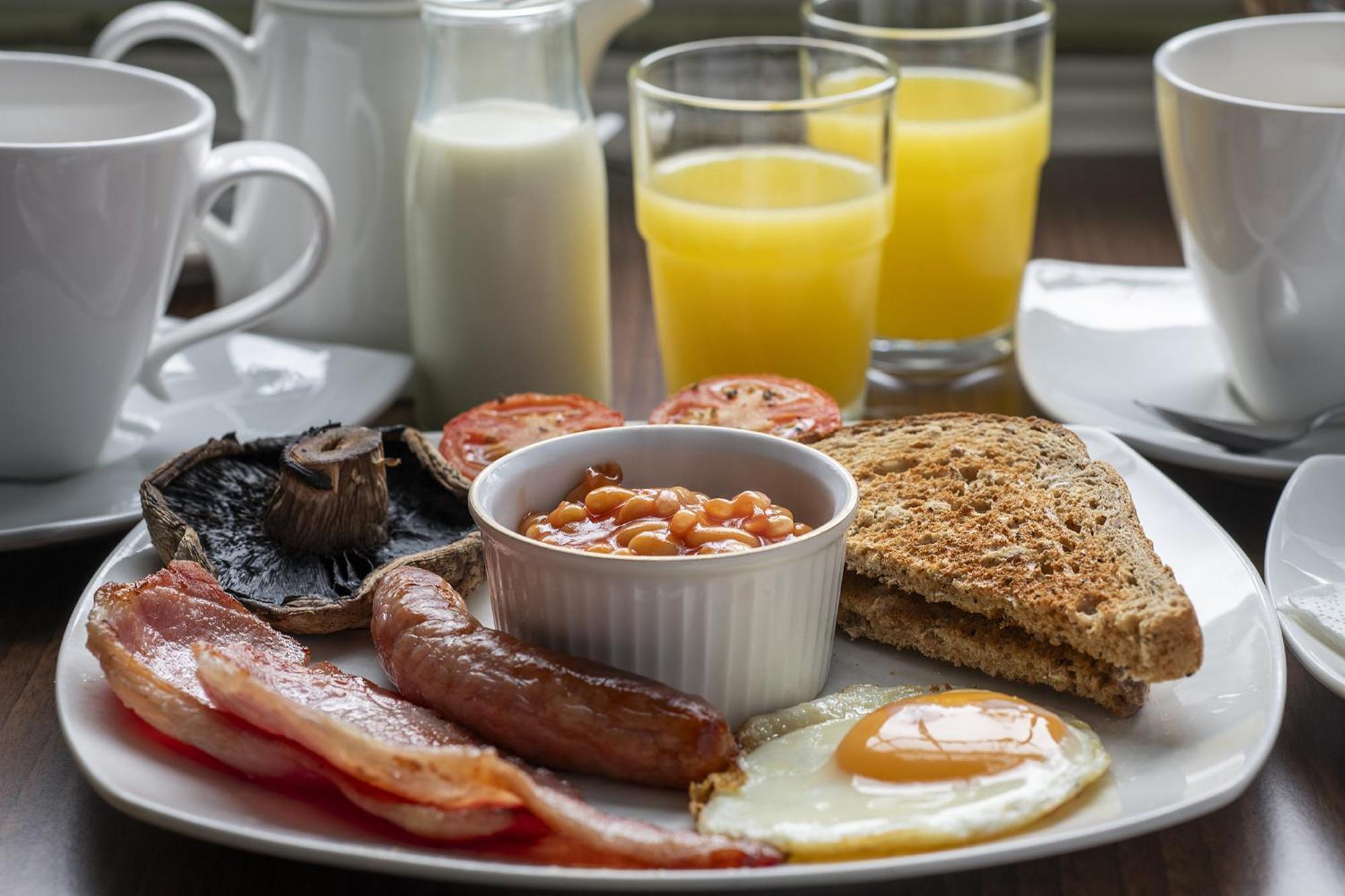 Springfield House - Birmingham Airport & Nec Bed and Breakfast Coleshill Buitenkant foto